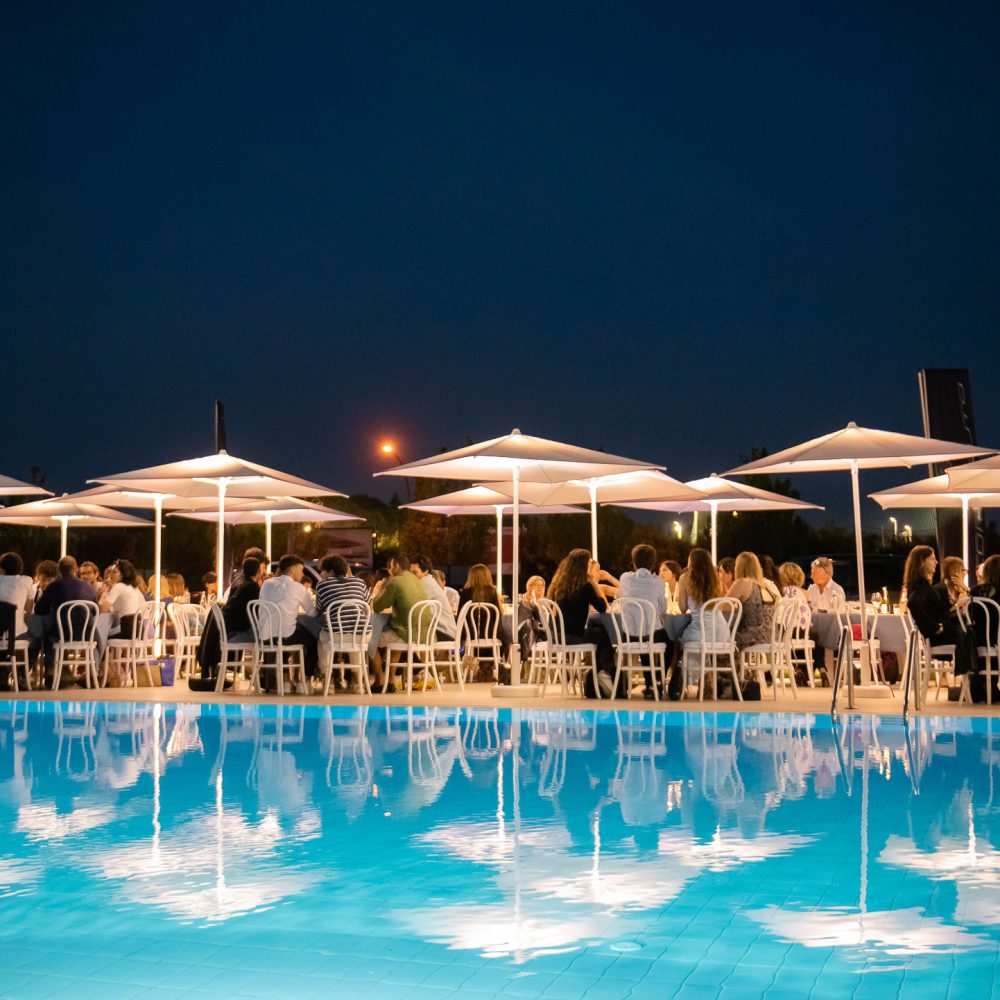 Aperitivo del Venerdì a Treviso - Cena e Musica Live da Adriano