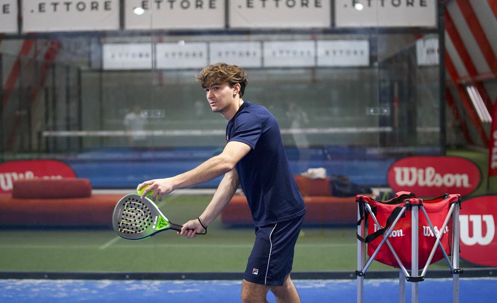 maestro di padel per corsi padel adulti a treviso