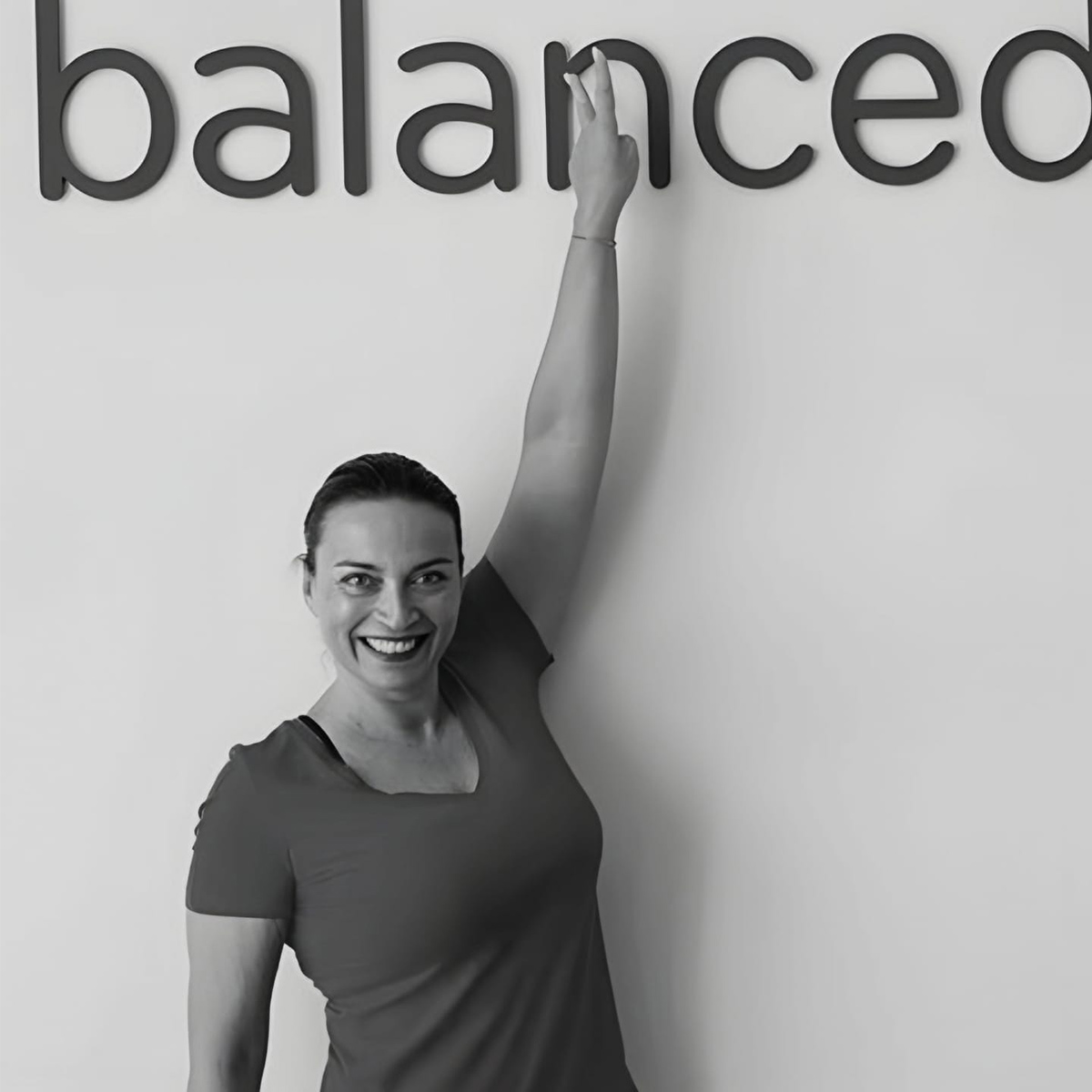 KATARINA POPOVIC Wellness Trainer e Istruttrice di Pilates Federazione Italiana Fitness