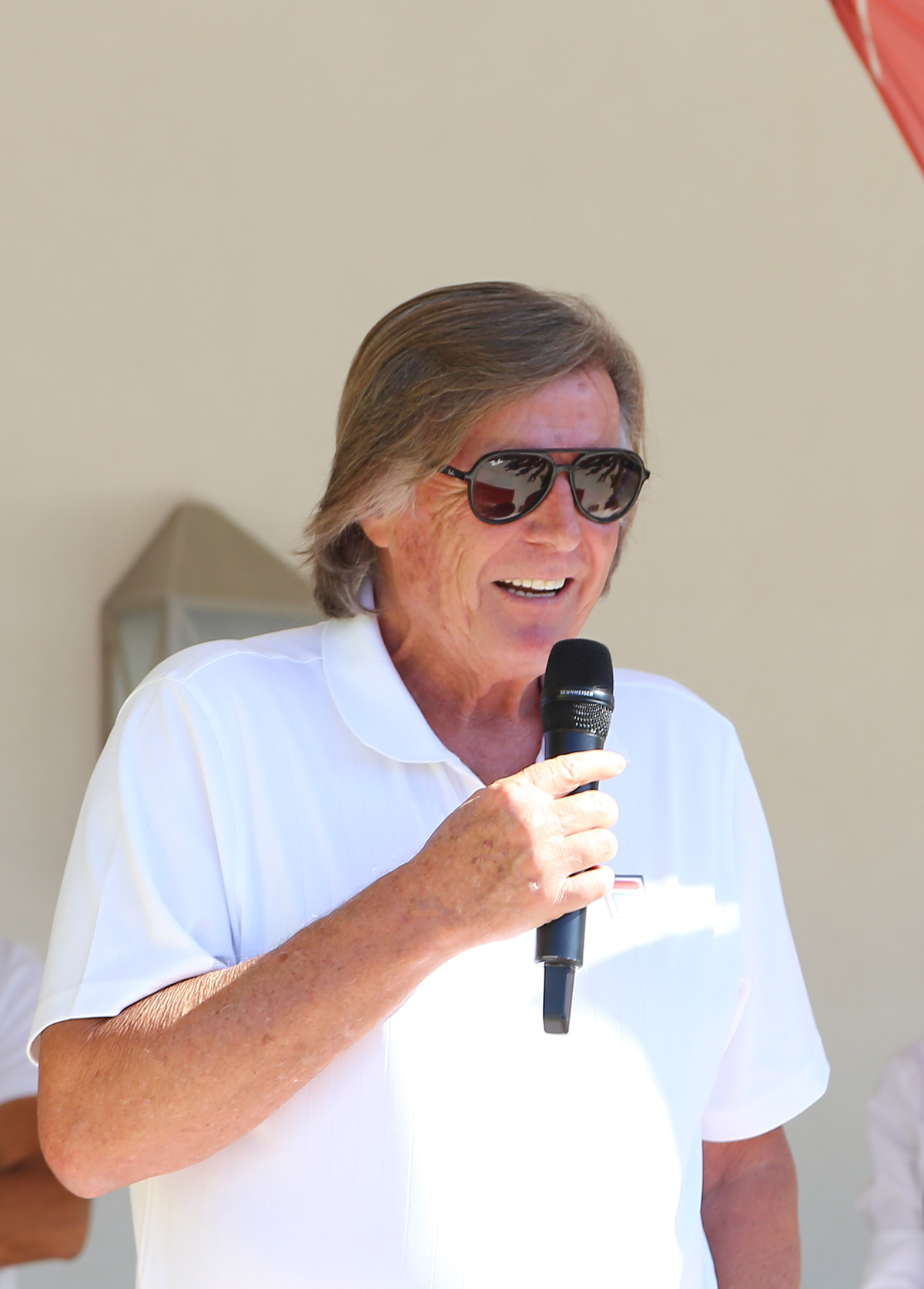 adriano panatta durante un team building a treviso