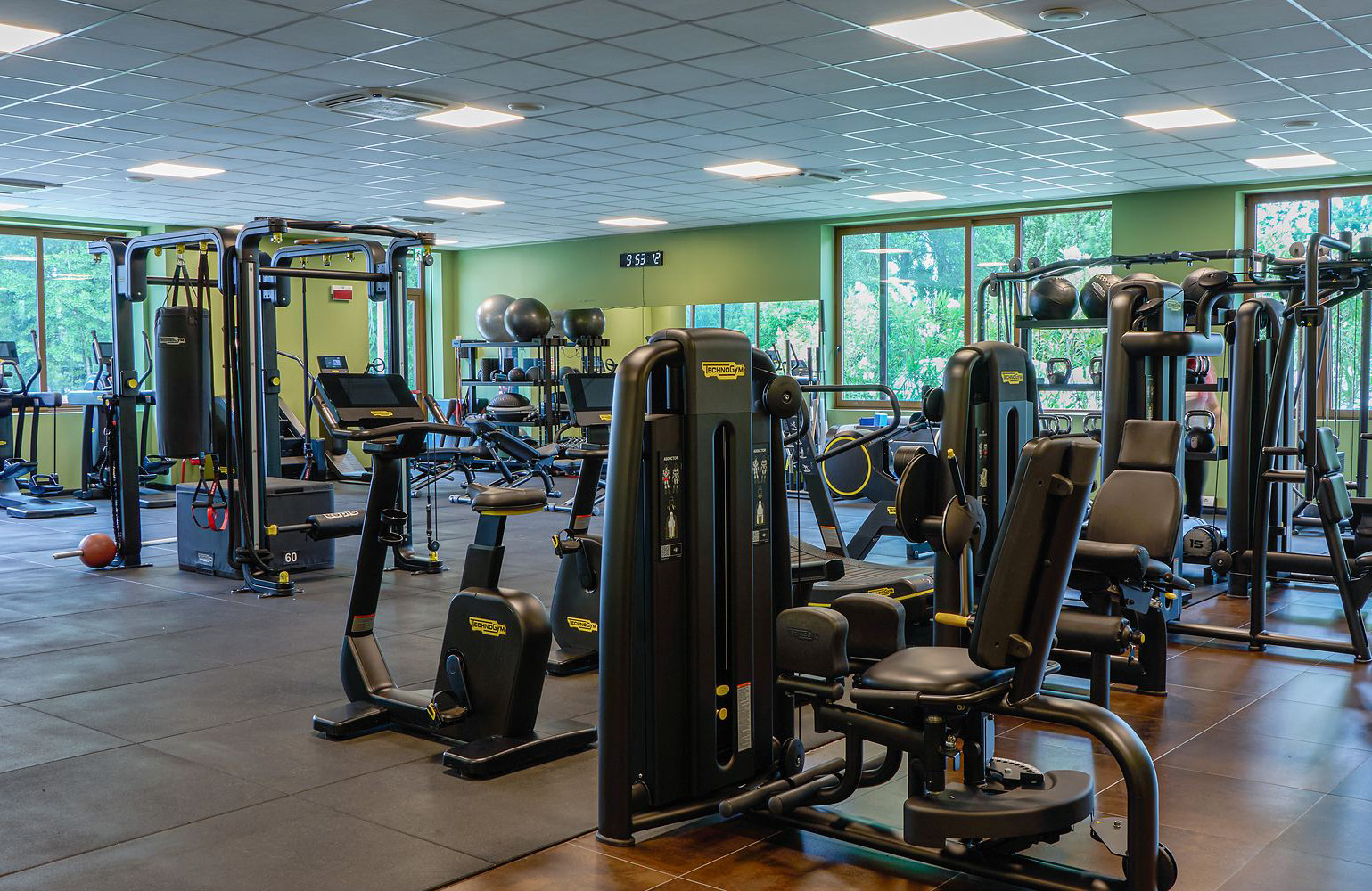 Sala pesi attrezzata Technogym della palestra del club a Treviso