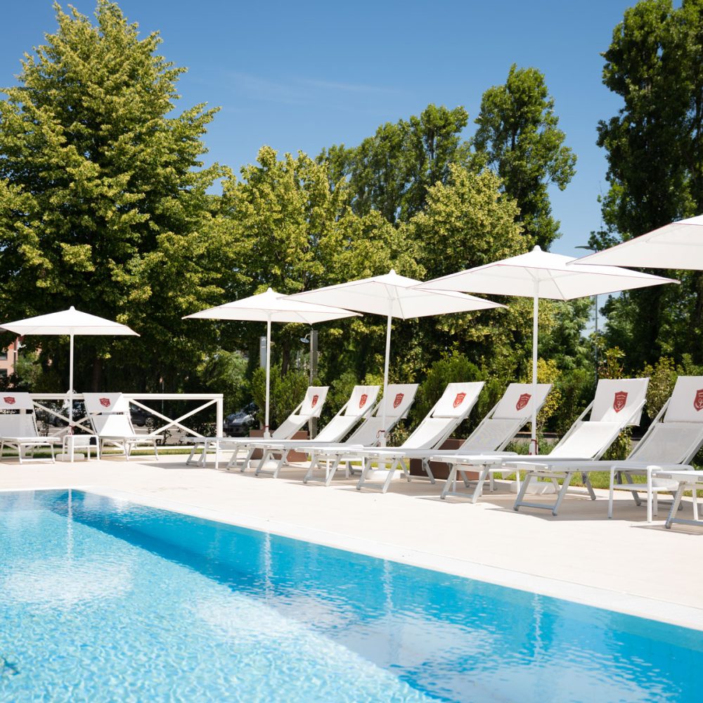 piscina a treviso adriano panatta